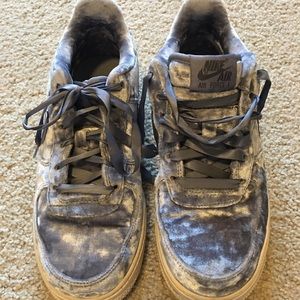 Nike Air Air Force 1 Women's Sz 5.5 Blue/gray velvet